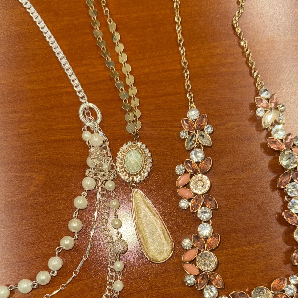 Chic Gold and Silver Necklace Collection - Picture 9 of 9